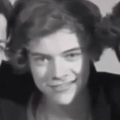 Follow @hazzabeary or i unfollow

FREE FOLLOW