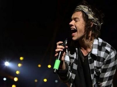 loryespo98's profile picture. 29-06-2014, dopo due anni e cinque mesi finalmente sento il tuo assolo in wmyb dal vivo!! VI AMO SEMPRE PIÙ ♥