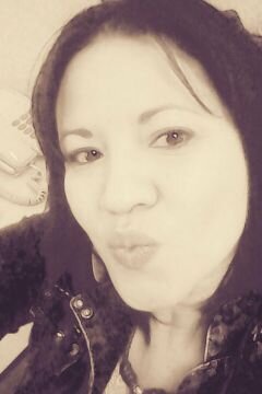 y_arandia's profile picture. Ma de Sheryl, MAGALLANERA al 1000%! Aún wapeando en mi VENEZUELA! Estoy cuando me buscan y busco cuando necesito!!!