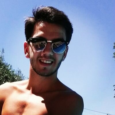 El que este libre de pecados, que tire la primera piedra ~Lora Del Río