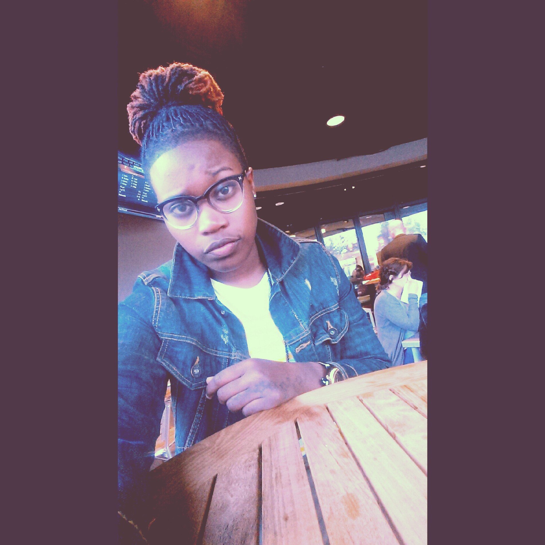 ERYKAH BADU FANATIC!!! I SANG... IM ME... AND YOUR OPINION DOESNT MATTER!!!... If you aint down with me then dont pick from my appletree...