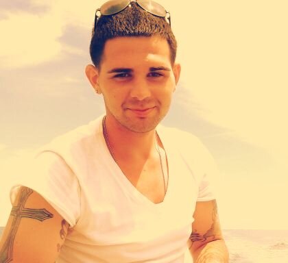 39a639bf18484a0's profile picture. 