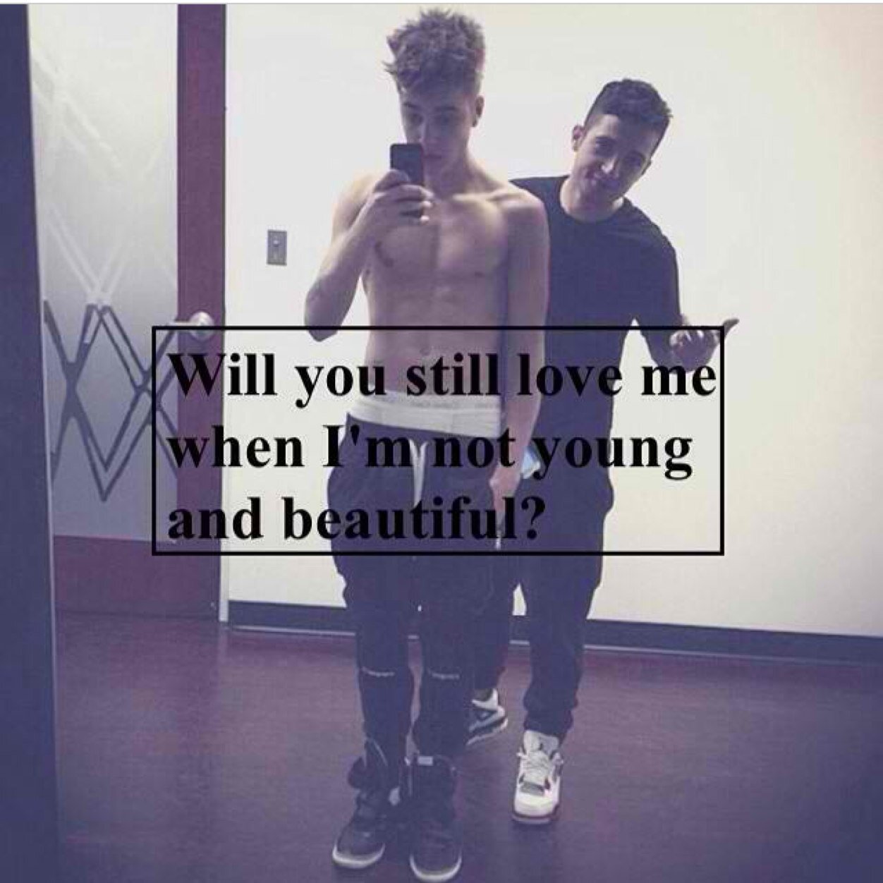 Follow my other account emily_moilanen✌