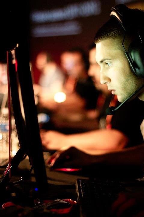 CS:GO Player
Twitch : https://t.co/yXfCwcwUAz