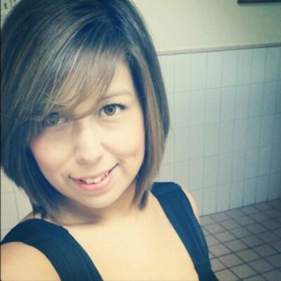 Soy optimista, muy realista, no me hago iluciones por nada piso la tierra siempre. Creo en Dios por sobre todas las cosas amo la vida, valoro la salud, Motagua