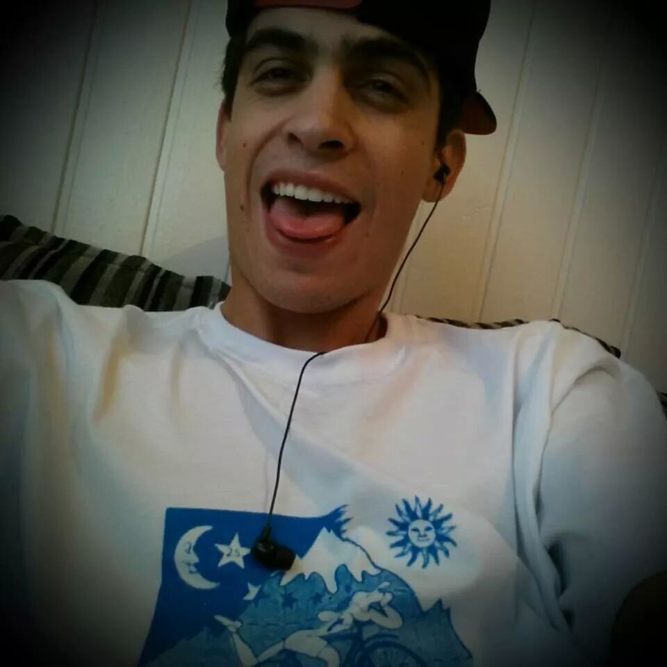 whats 49 8898-9951