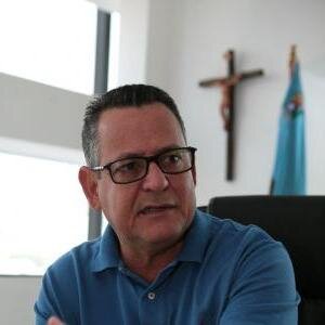 para vivir hemos nacido