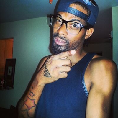 TeamBlackManEnt's profile picture. i am deaf a 229 rep an DirtySouth an maker a video an maker a beatmusic an dancing alot.. hit me at kik: redstargangs