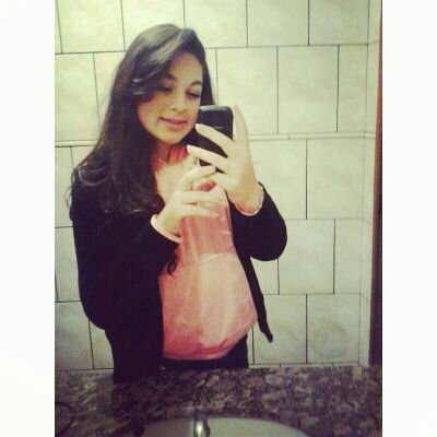Abra os braços vem e me namora ♪