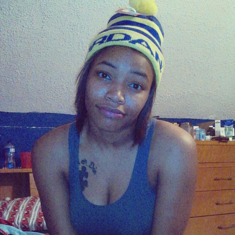 instagram: wiz_calila