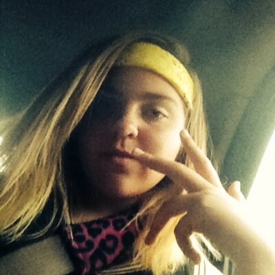 Im 12 and i love music, skateboarding, kittens, lions, dinosaurs, danisnotonfire, amazingphil, MagCon, O2L