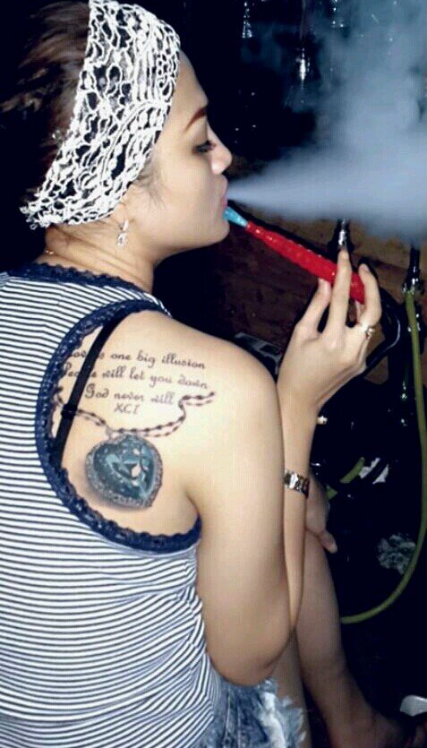 People who are not useful will have a lo of useless talk♍Ɣ (•̃͡-̮•̃͡)∫'