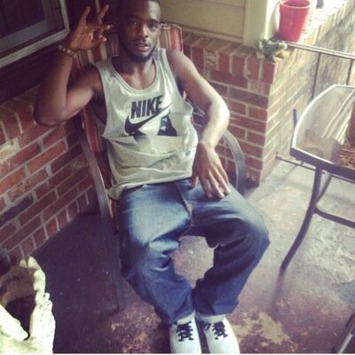 Just a young nigga tryna make it.