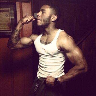 IG: Big_Navy_Dre Facebook: Andre Conway #Ambitious#motivated#gymrat #ibelieveinfitness