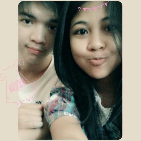 HandhaDwi's profile picture. My name is Dwi.. you can call me uwiee :)  mention for follback