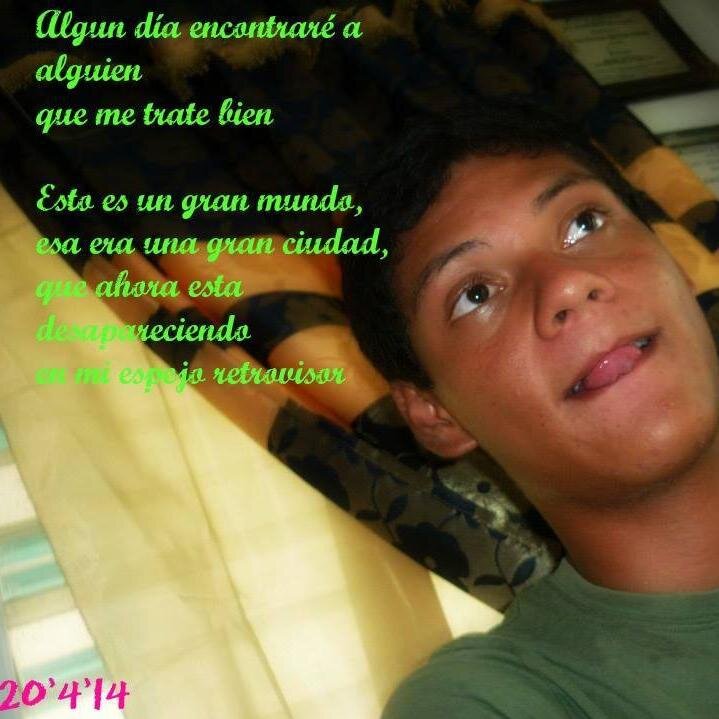 Soy Estudiante:3 En El Centro Educativo San Carlos y Fiel a Dios Y a La Patria; Agradecido Con Dios Por El Nuevo Presidente Juan Carlos Varela 3