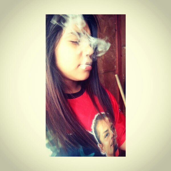 follow me on ig @xoxomiaa_