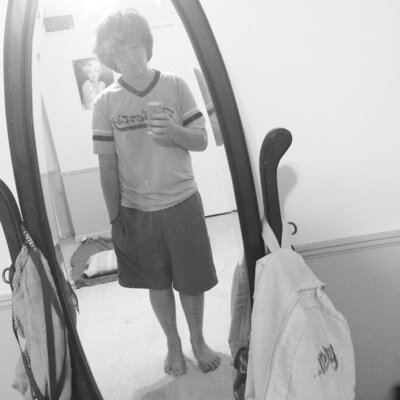 kylen_meche123's profile picture. Follow my instagram @kyle.nn