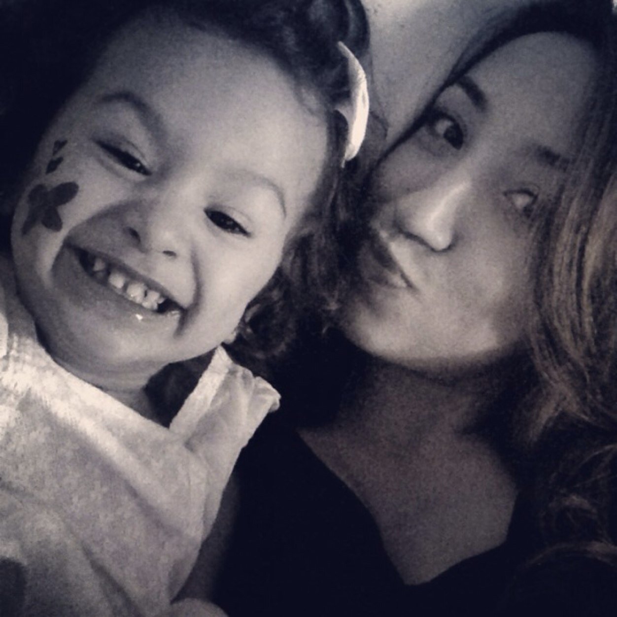 x0__Laura's profile picture. 