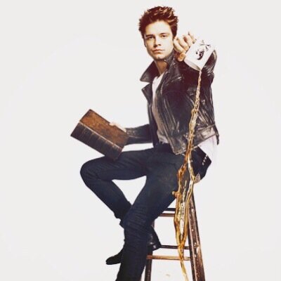 Follow @jehsenackles