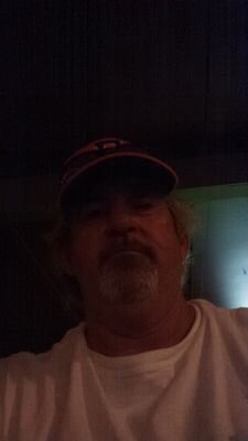 rickibew1205's profile picture. 