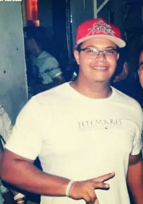 Sou aquele cara que vs ver como quer !
Pq nao me importo que vs achar que eu sou *_*
Humildade & Paz