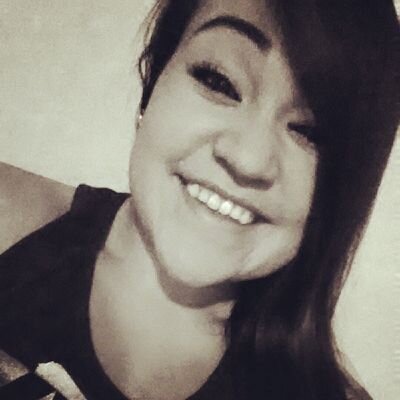 aquilafrances22's profile picture. Smile. :D