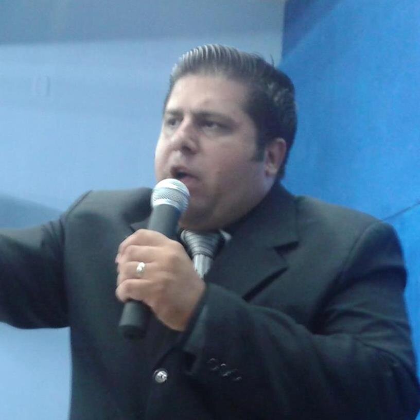 Presbítero Conferencista, Biólogo, Enfermeiro, EETADiano, casado com Dra Paula e pai do Pedro, IEADERP.
Contato (Claro(16).982636322