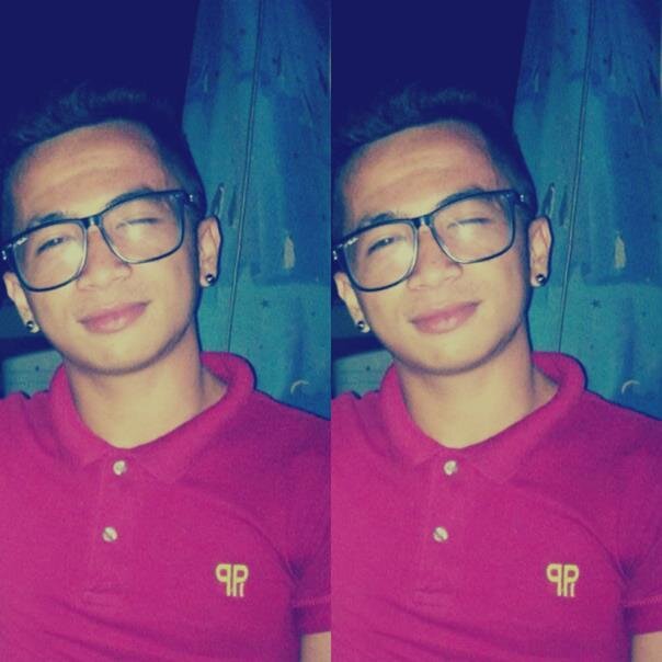 I'm not a robot and I don't use other tweep's photo so that's really me. Gimme 24 hours to followback all of u c☺☺l guys! Have a great time! Happy tweeting! ♥♥♥
