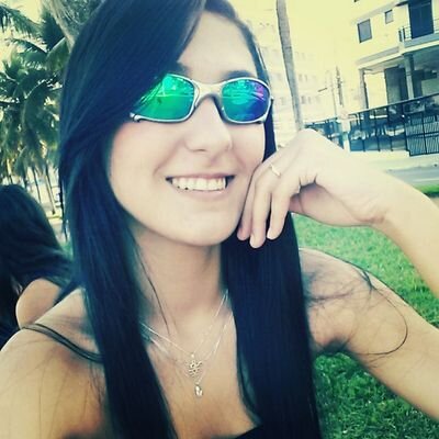 Linda morena do sorriso maroto ...