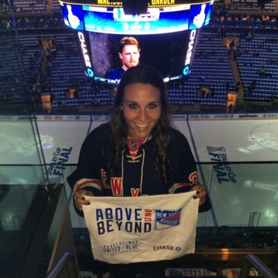 dmarie_clark's profile picture. #NYR 
Instagram: dmarie2514