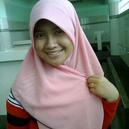 I love allah s.w.t , my name ratna sari , I class nine two , I hope you always be fine , thanks
