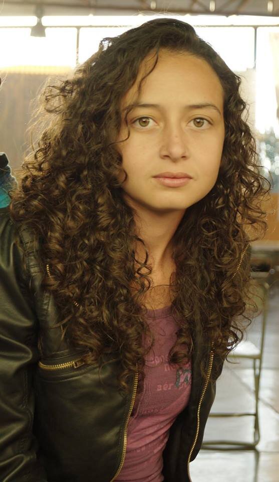 cantante de folclor mexicano, estudiante de psicologia, buen amigo;)