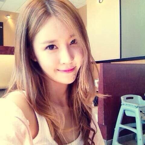 Roleplay of 김민영 ( Ellin ) of Crayon Pop | 1990L | Visual | Fantalk allowed ^^ [INA-ENG-KOR] MinYoung Kim CrayonPop Ellin :) #VC