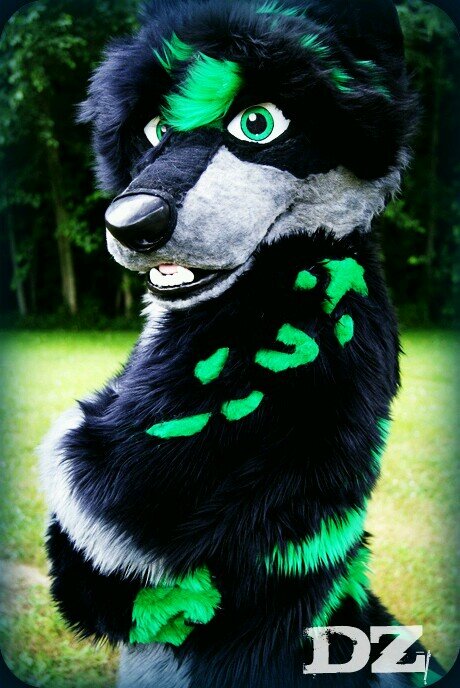 What is there to say? I'm furry trash!

Oh an bestest friend of popufur @YokaiKuro