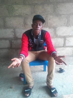 FactsEni's profile picture. rediscover your tweet# love