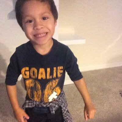 3 years old| hmu | single life | father of 12 | lets have a playdate | im a male rebel cant ya tell