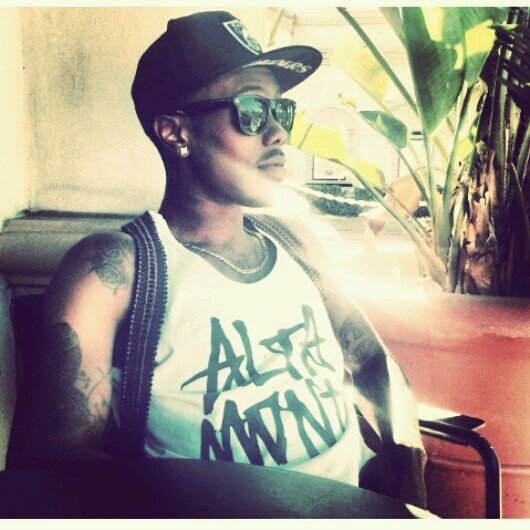 #team SAGGITARIUS married to the money follow me on insta ; why_so_spiffy     CITY RAISED  in the city of moval