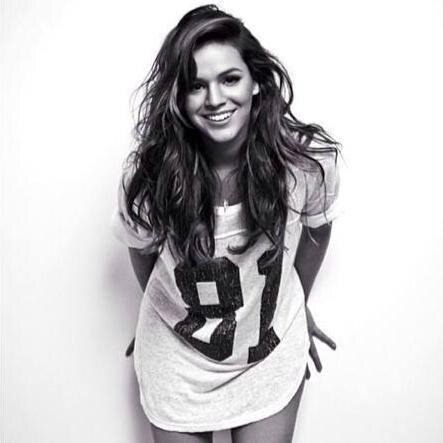 Big fan and maximum support for the beautiful Brazilian actress and model Bruna . Always with u, let God protect u. 
Official Profile : @BruMarquezine #LoveU ♥