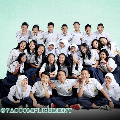 TOGETHER WE CAN MAKE A WONDERFUL WORLD! lopyuh voevah BunDartika!!!♥♥♥