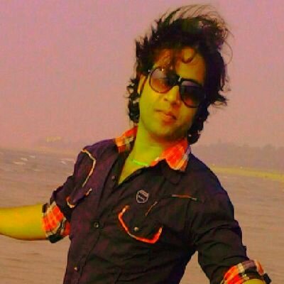 mad in music...music is my love n passion....:)