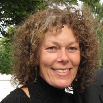 CharListov's profile picture. 