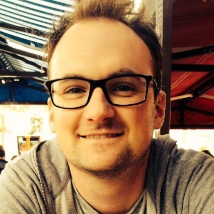 Bespectacled lover of writing, music and film.