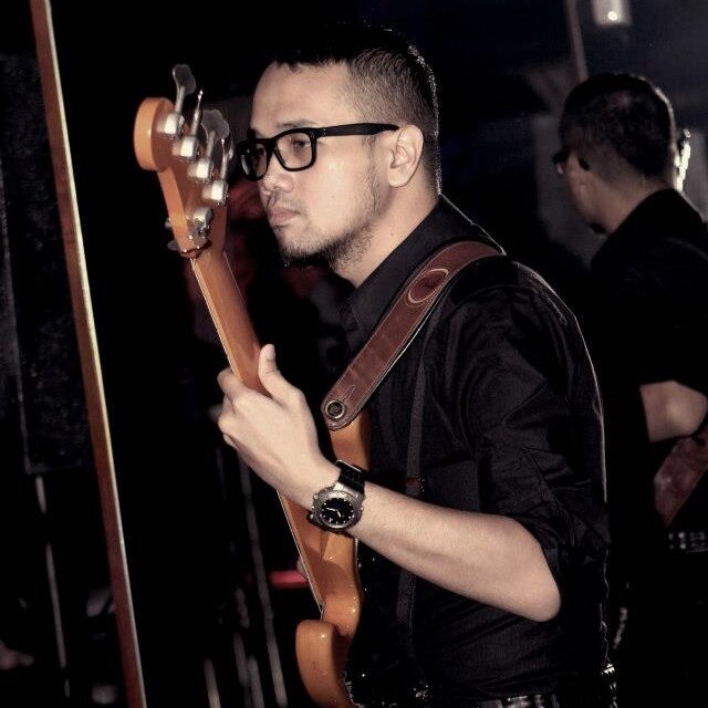 @kerispatih_band
@rewindonesia
Bass player
Game freak
Nuff said