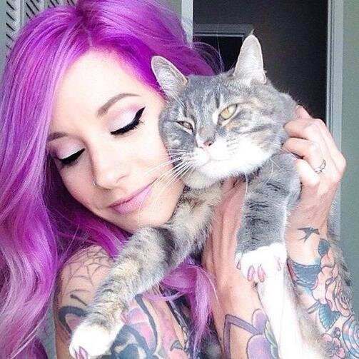 AlesSmile2's profile picture. 