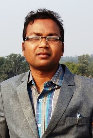 Young Hindi fiction writer from Ghatshila, Jharkhand, India.