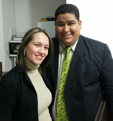 • pai de tres litros filhos
• casado @misscibelypires
• membro  A D catedral Paz
• Pregando a Palavra de Deus 
• agenda 2014 65-99582006 e 65-92706414 Amem!