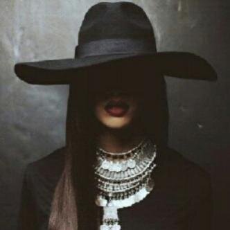 - استَغفِروا فلا تعلمون كم ذَنبًا سيُمحى ♥ -