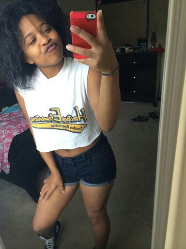 I got 99 problems but chu won't be onee.....| My bae : @xxcoolkid_lolo | Ardesiaaa : @_Ardesiaaa
