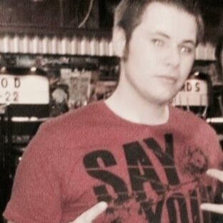 Just here for fun and to meet new people :) I am a drummer and I love football. #goravens